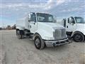 2007 International 8600 2000 G WATER TRUCK